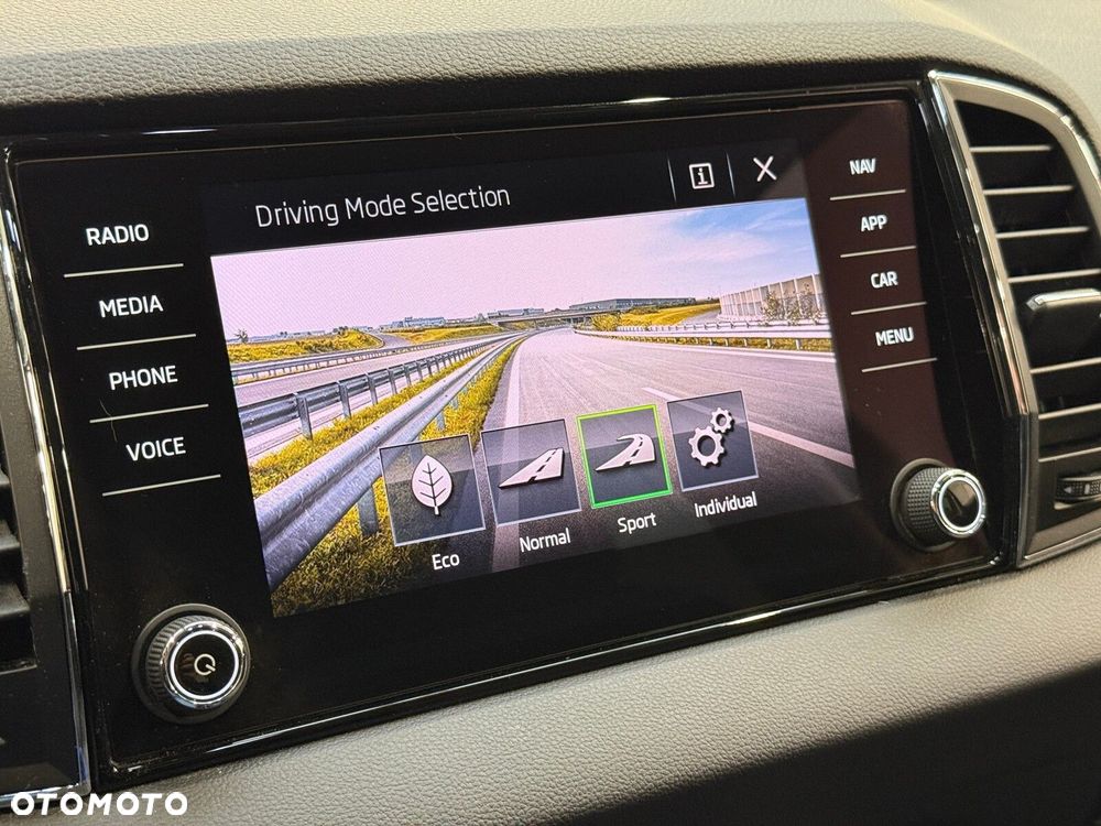 Skoda Karoq 1.5 TSI ACT Style DSG - 40