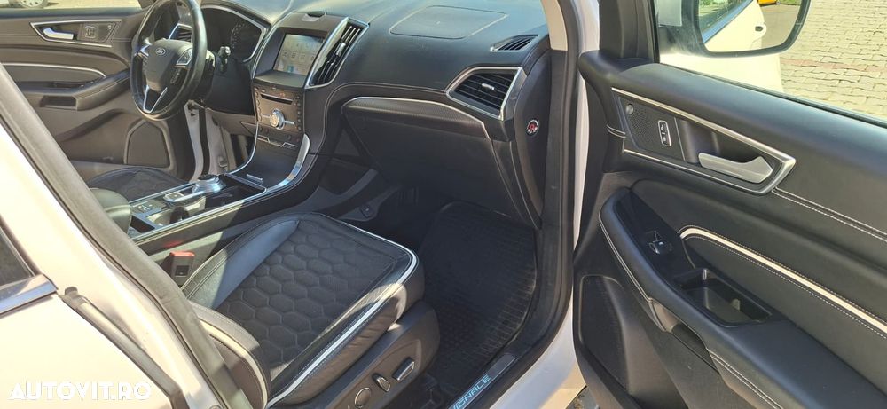 Ford Edge - 12