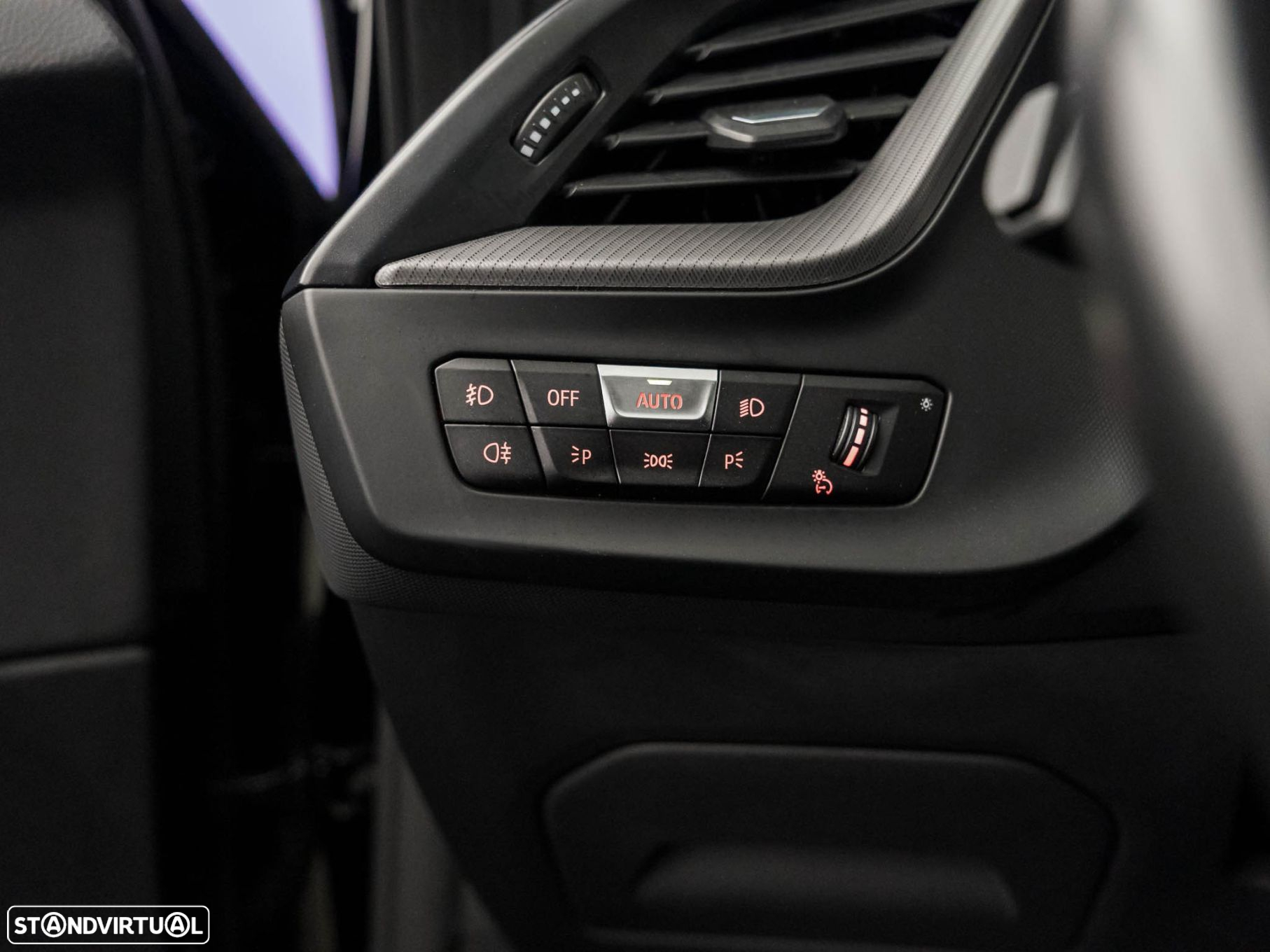 BMW 116 d Pack Desportivo M - 19