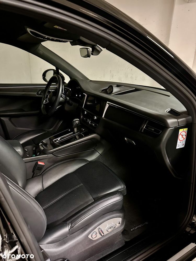 Porsche Macan - 10