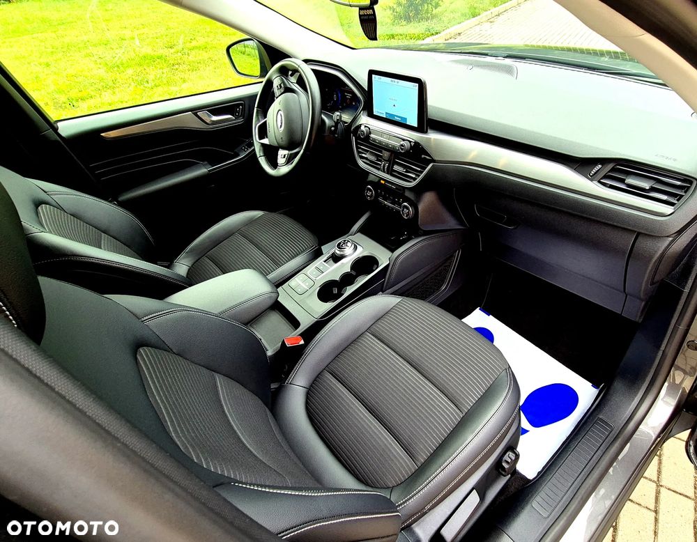 Ford Kuga 2.0 EcoBlue 4x4 TITANIUM X - 23