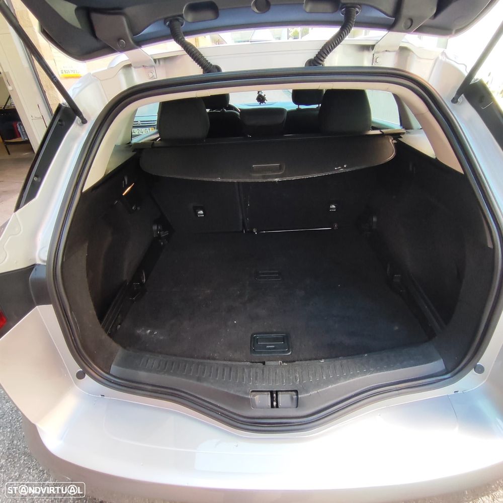 Renault Mégane Sport Tourer ENERGY dCi 110 EDC LIMITED - 14