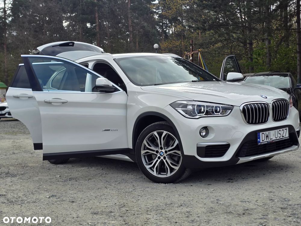 BMW X1 xDrive25i xLine - 17