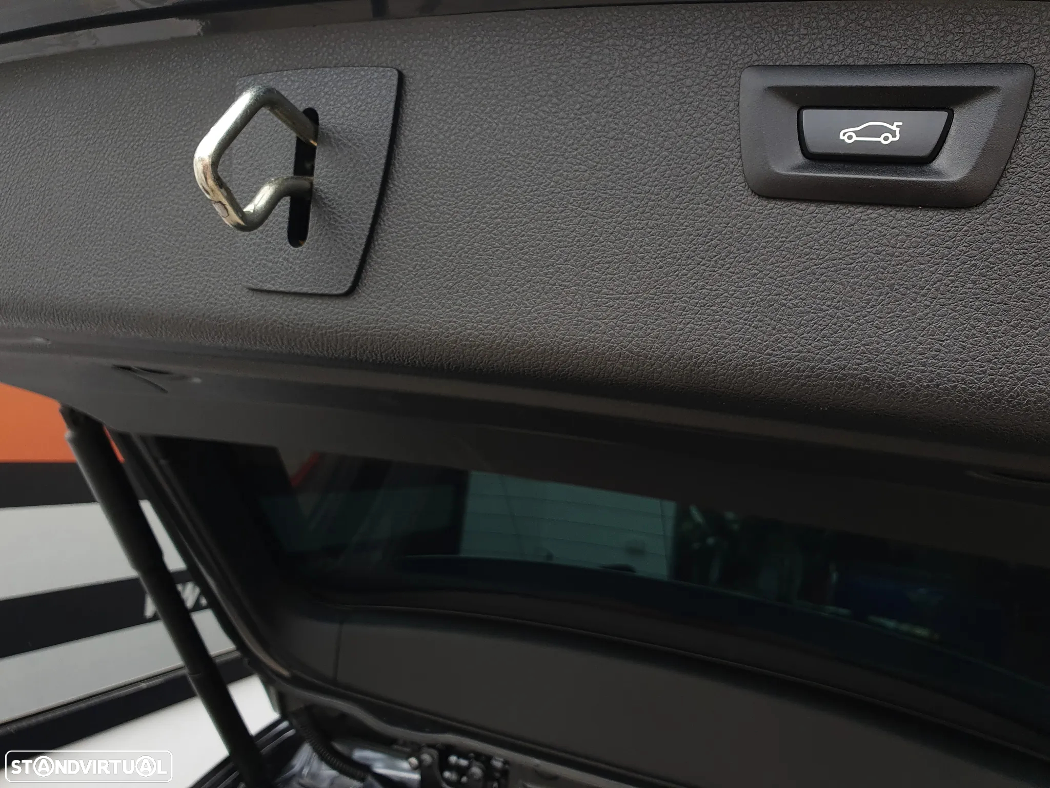 BMW 320 d Touring Auto Pack M - 23