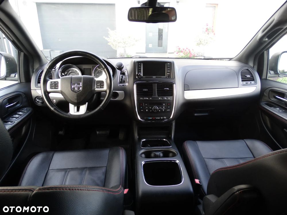 Dodge Grand Caravan 3.6 R/T - 20