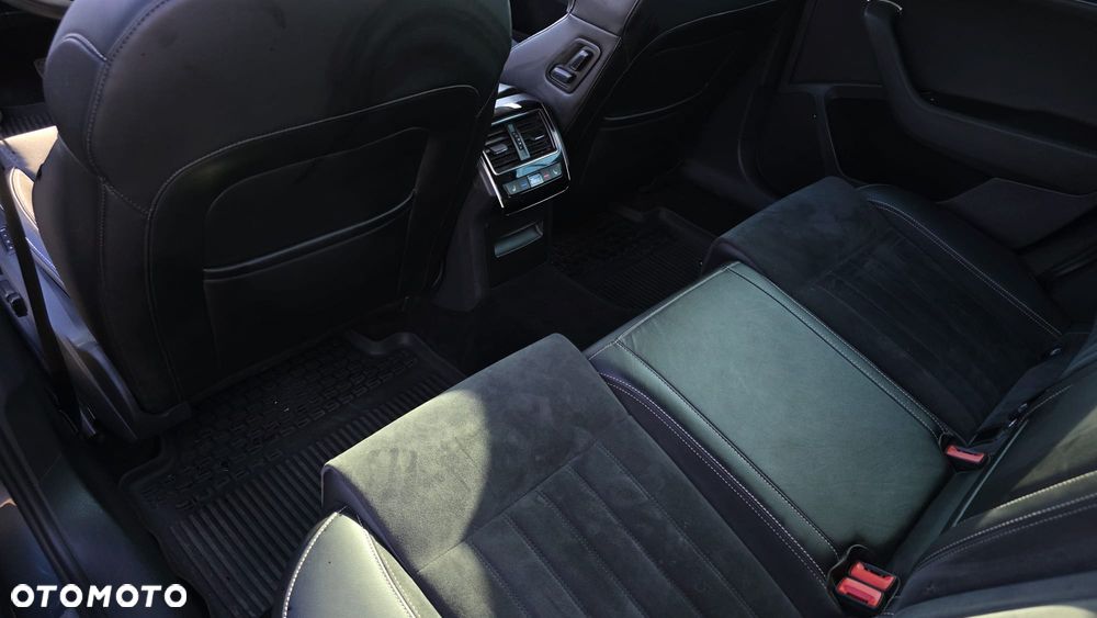 Skoda Superb 2.0 TSI Ambition DSG - 8