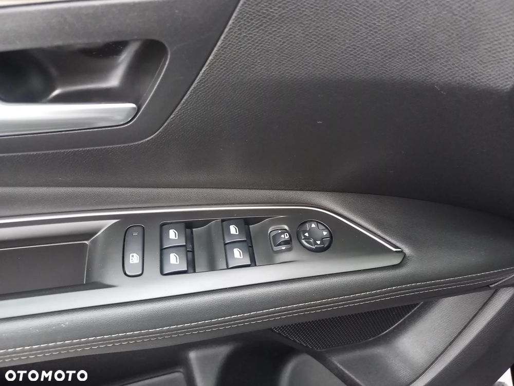 Peugeot 3008 BlueHDi 130 Stop & Start Allure - 37