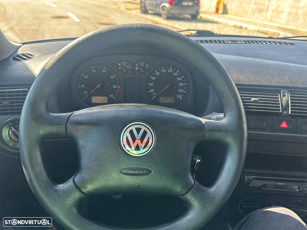 VW Golf 1.4i Confortline - 8