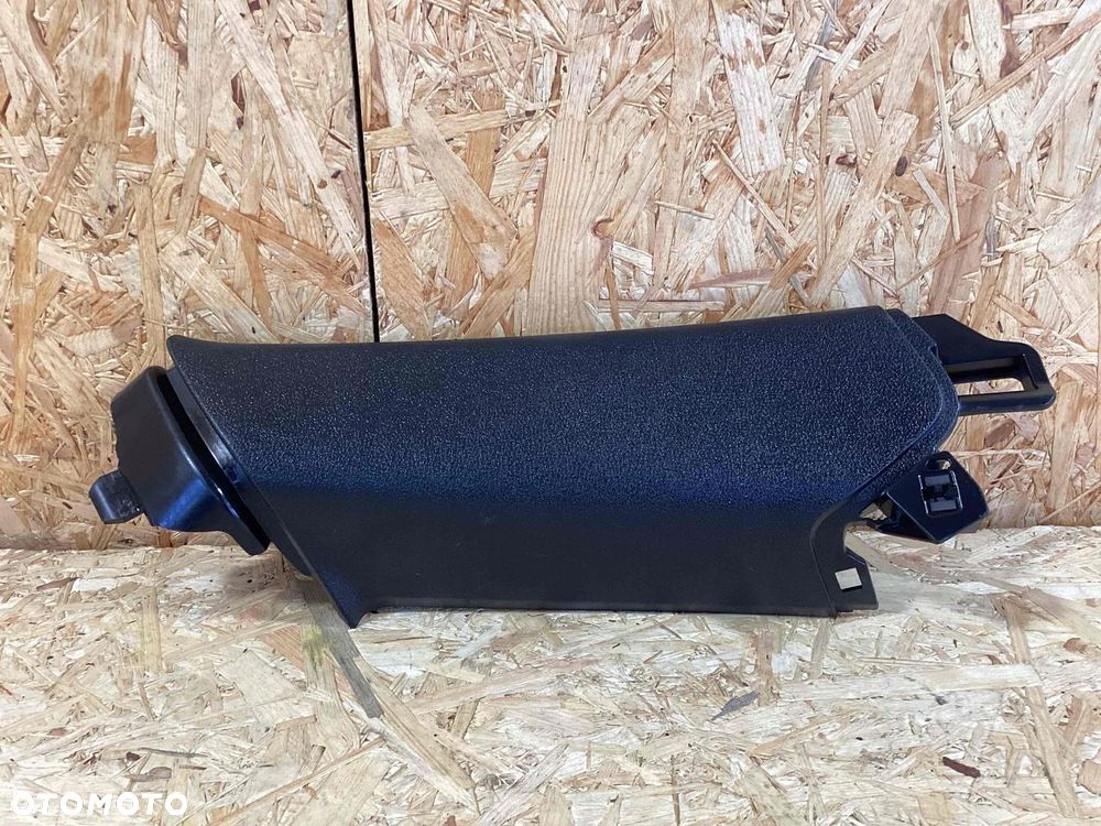 PORSCHE MACAN OSLONA SLUPKA LEWA 95B867287