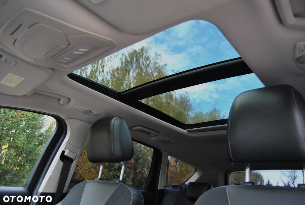 Ford Kuga 2.0 TDCi 4x4 Titanium - 12