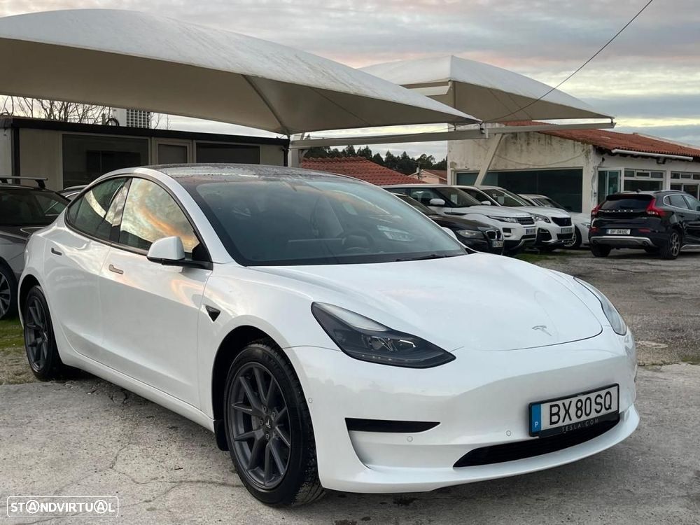 Tesla Model 3 Standard Range Plus RWD - 4