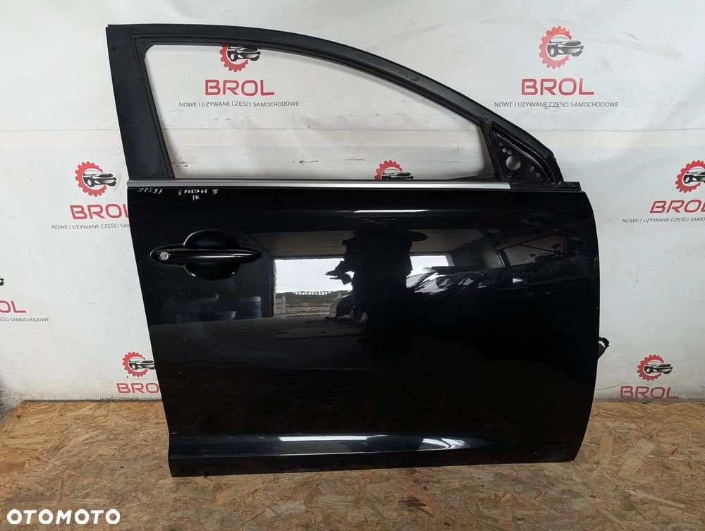 DRZWI PRZEDNIE PRAWE KIA SPORTAGE III  1K - 1