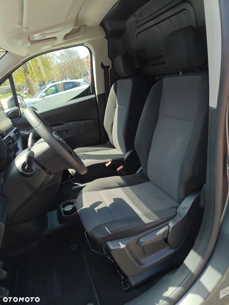 Opel Combo 1.5 CDTI Essentia S&S - 14