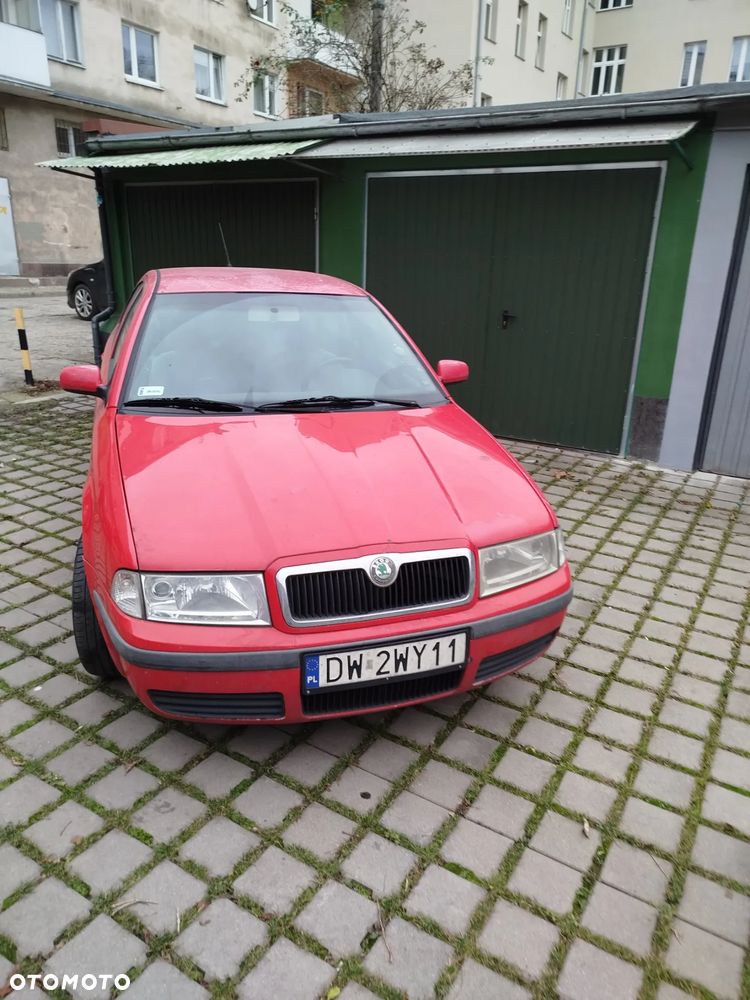 Skoda Octavia 1.6 Ambiente - 1