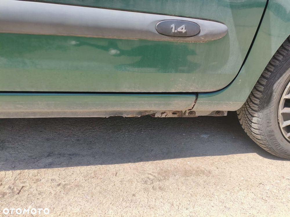 Renault Clio 1.4 RT - 3