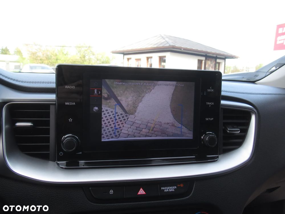 Kia Ceed 1.5 T-GDI M - 20