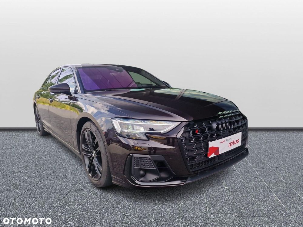 Audi S8 - 34