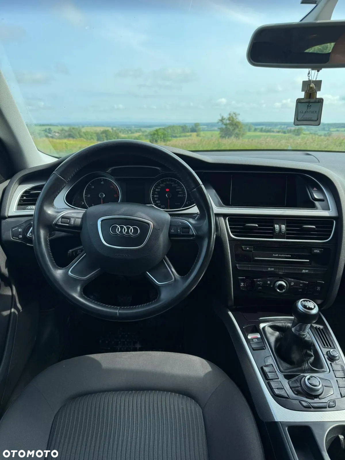 Audi A4 Avant 2.0 TDI DPF Ambition - 4