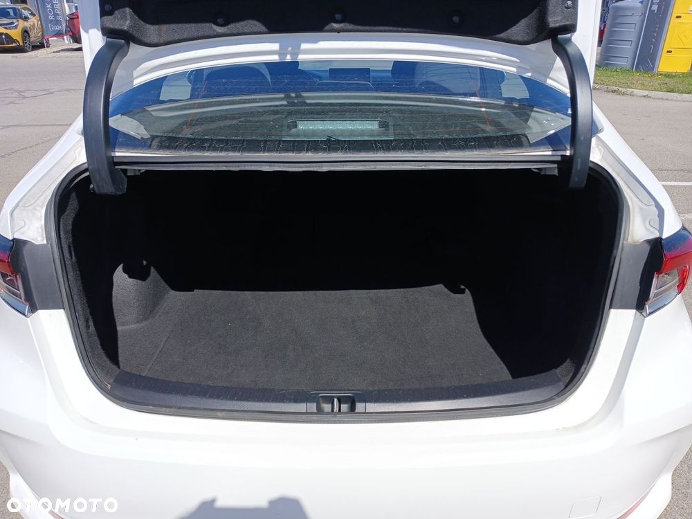 Toyota Corolla 1.8 Hybrid Active - 13