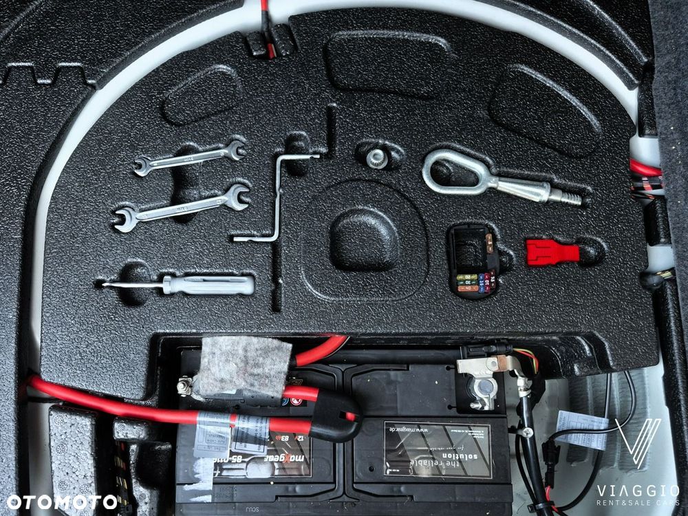 BMW Seria 6 650 i - 18