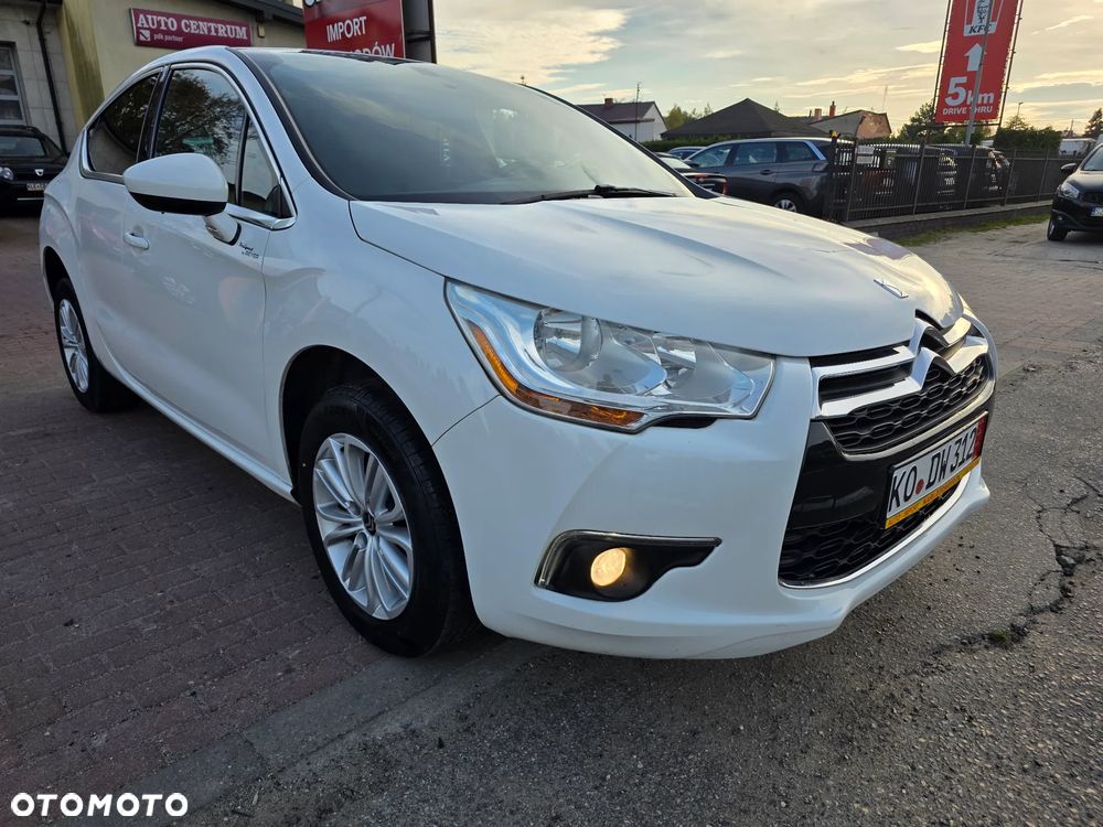 Citroën DS4 1.6 HDi SoChic - 1