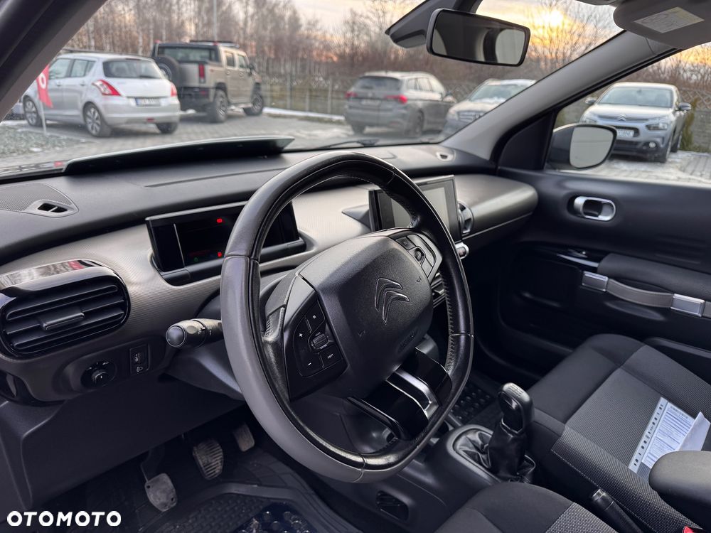 Citroën C4 Cactus 1.2 PureTech Shine Edition S&S - 26