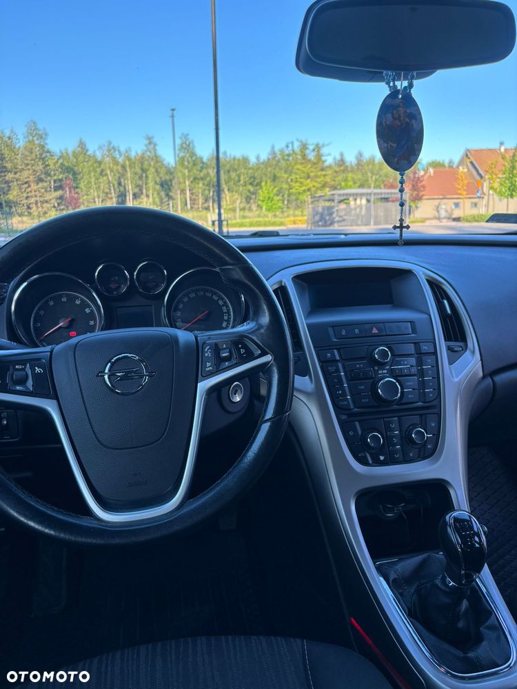 Opel Astra 1.4 Turbo - 8