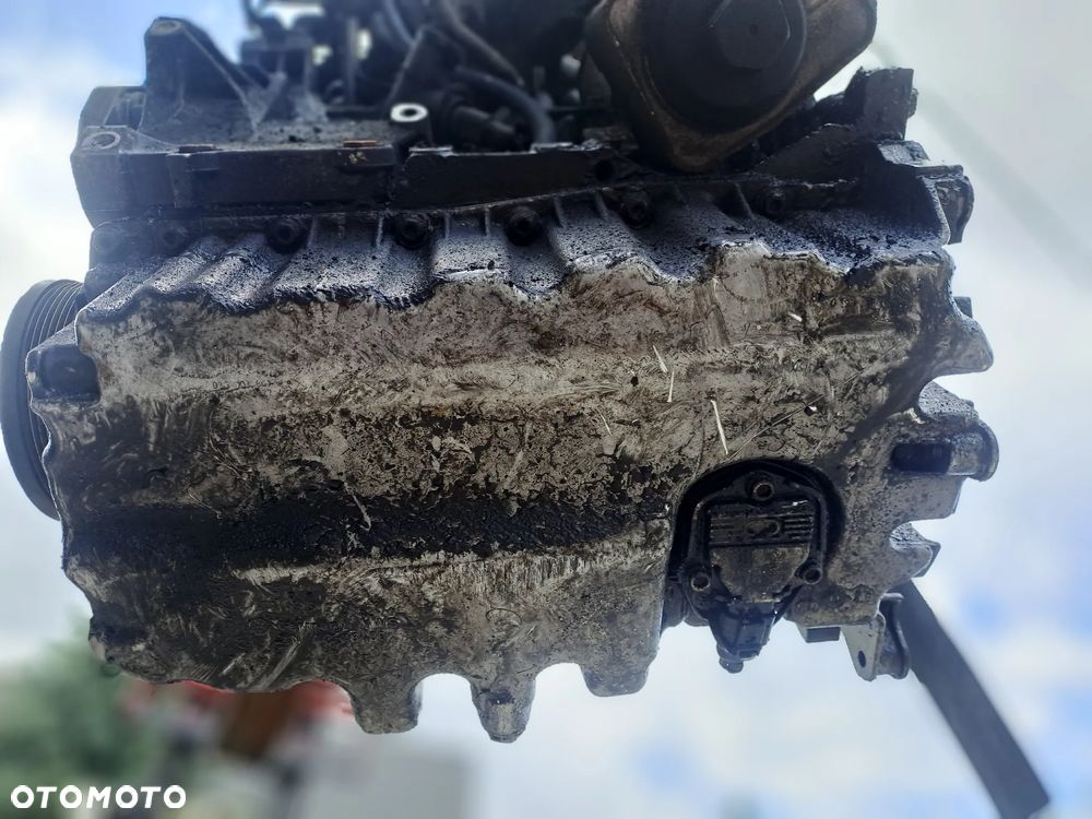 Volkswagen Passat B6 2.0 TDi 170KM silnik bez osprzętu kod BMR CBBB - 13