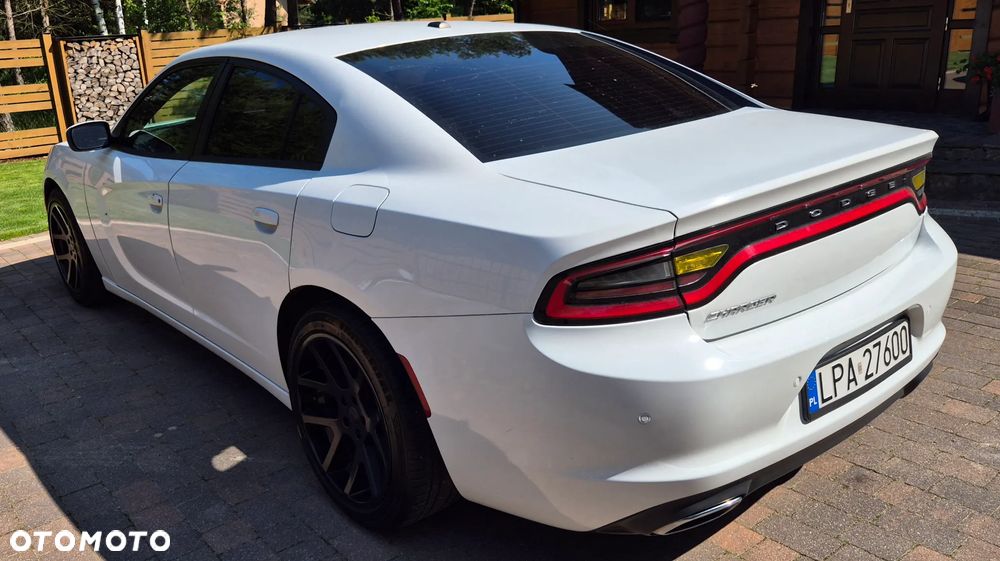 Dodge Charger 3.6 GT - 5