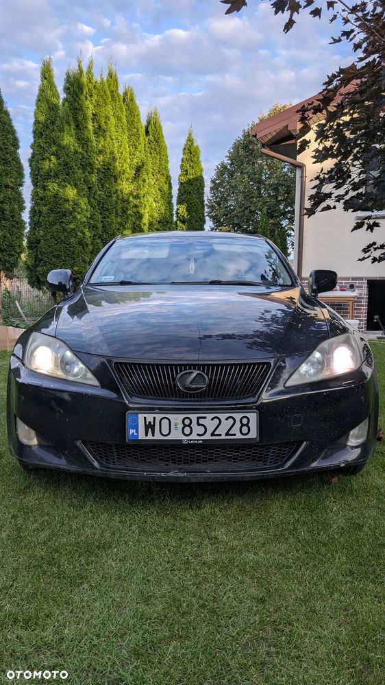 Lexus IS - 6
