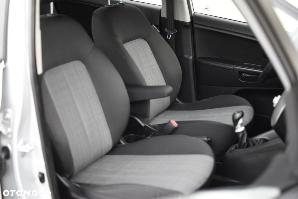 Kia Venga 1.4 L - 34