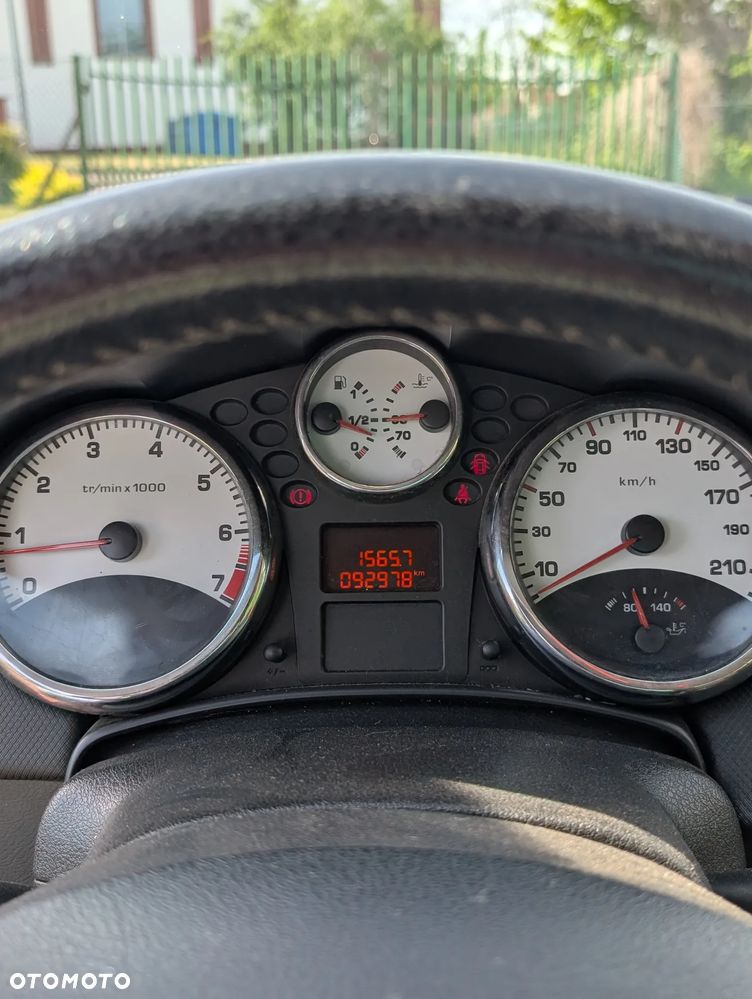 Peugeot 207 CC - 7
