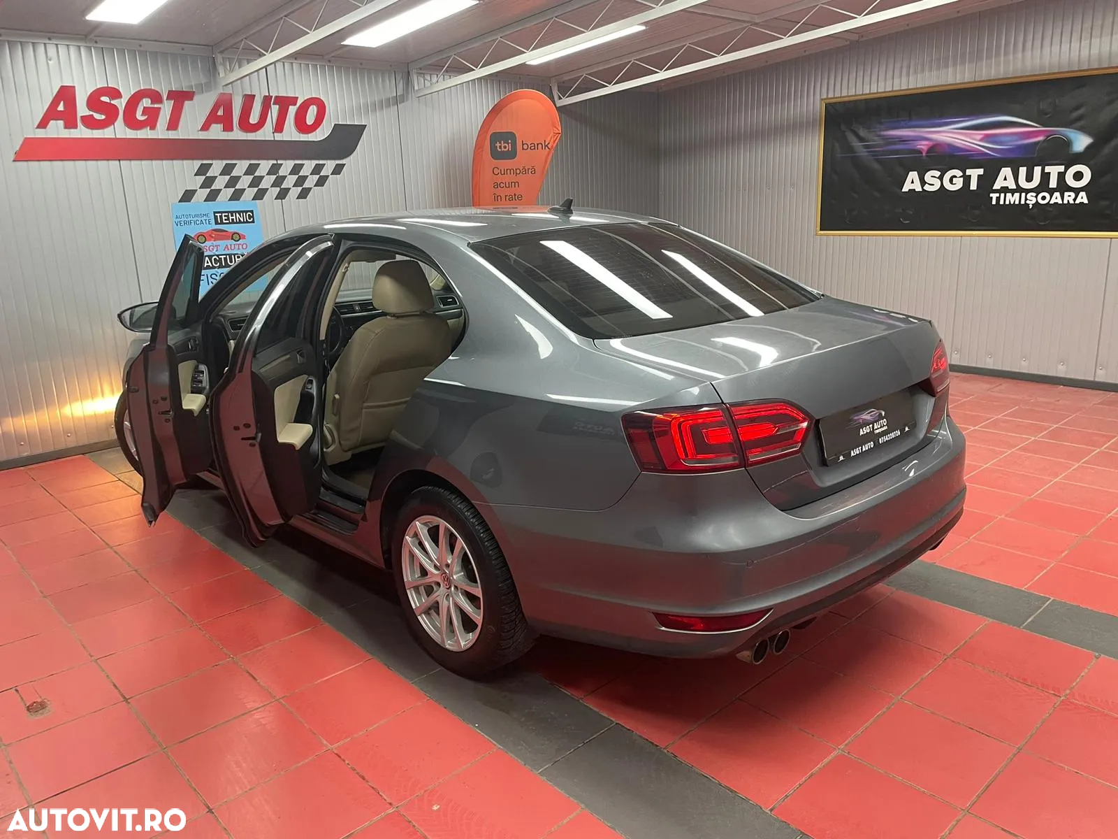 Volkswagen Jetta - 17