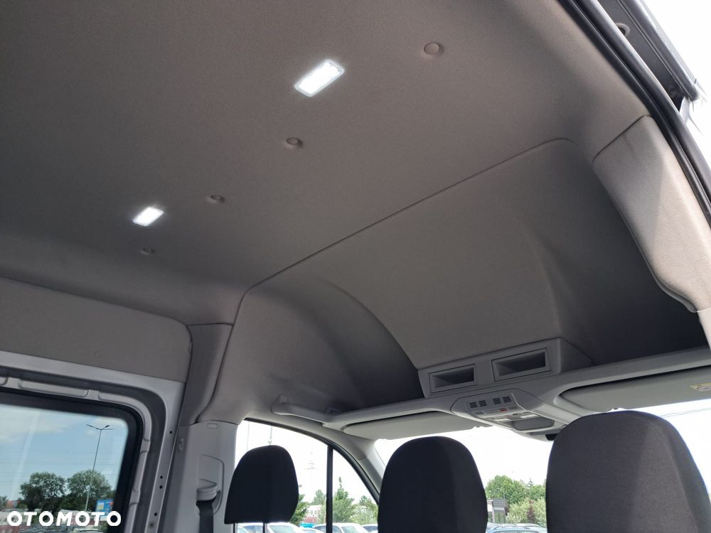 Volkswagen Crafter - 16
