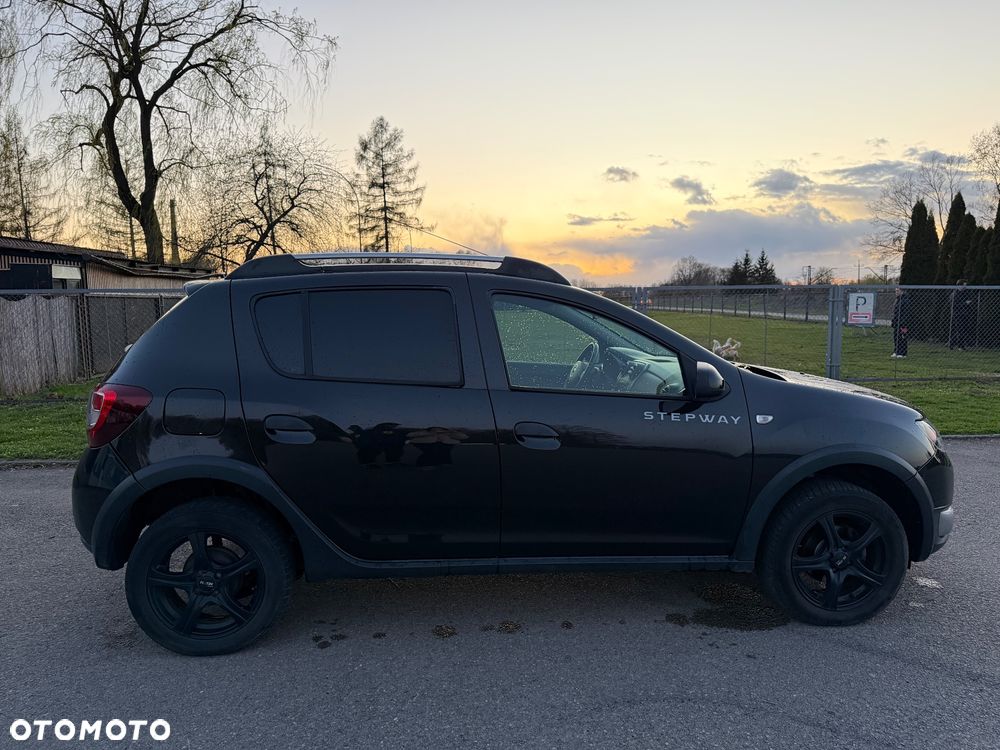 Dacia Sandero TCe 90 Laureate - 4