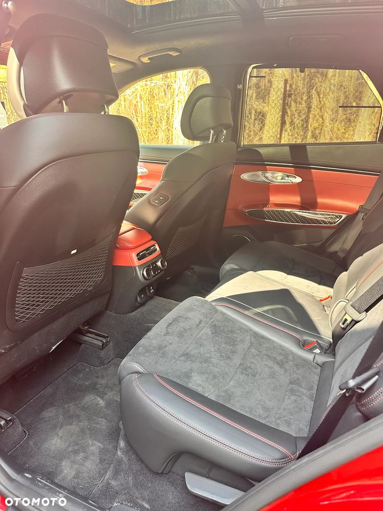 Genesis GV70 - 20