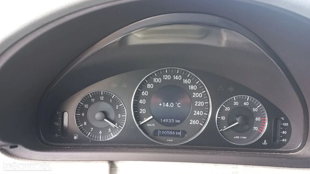 Mercedes-Benz CLK 200 K Avantgarde Aut. - 6