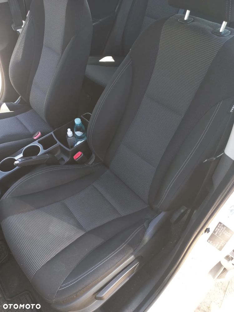 Hyundai i30 1.4 BlueDrive Run - 6