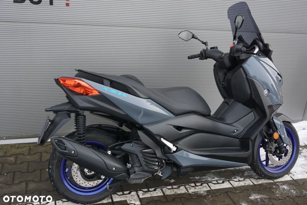 Yamaha X-max - 3