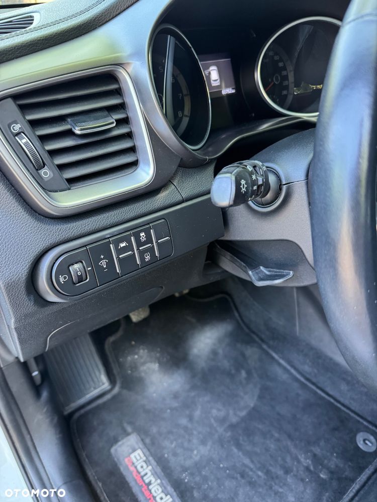 Kia Ceed - 28