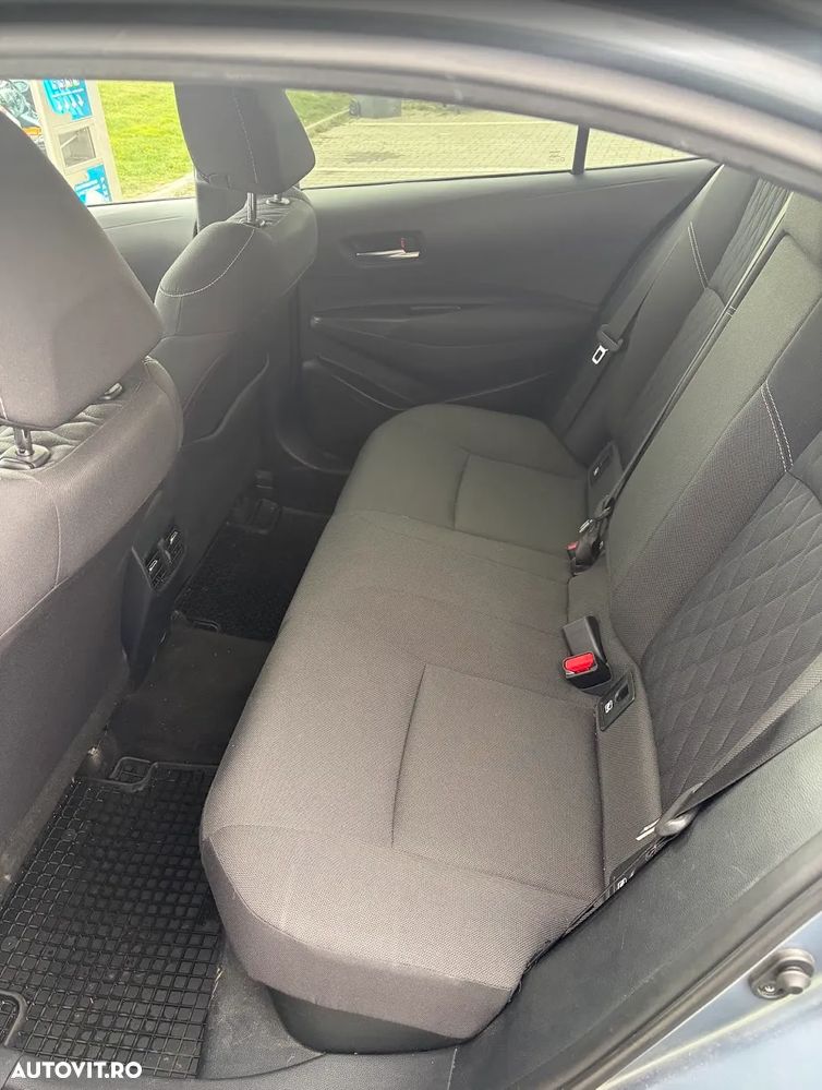 Toyota Corolla 1.8 HSD Dynamic - 12