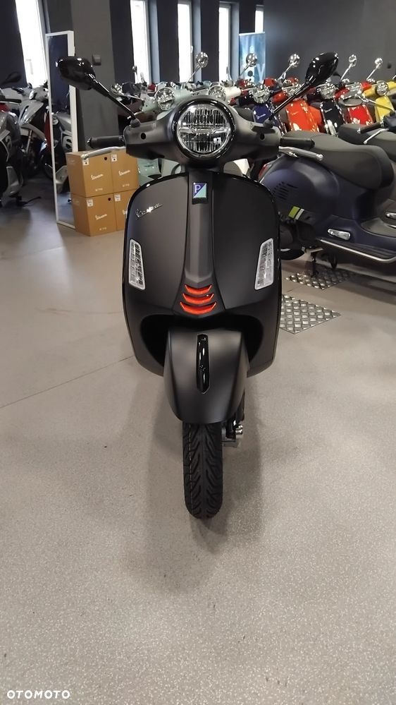 Vespa GTS - 5