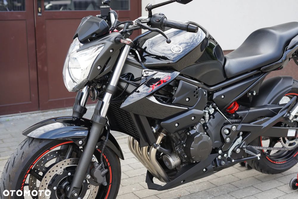 Yamaha XJ - 30