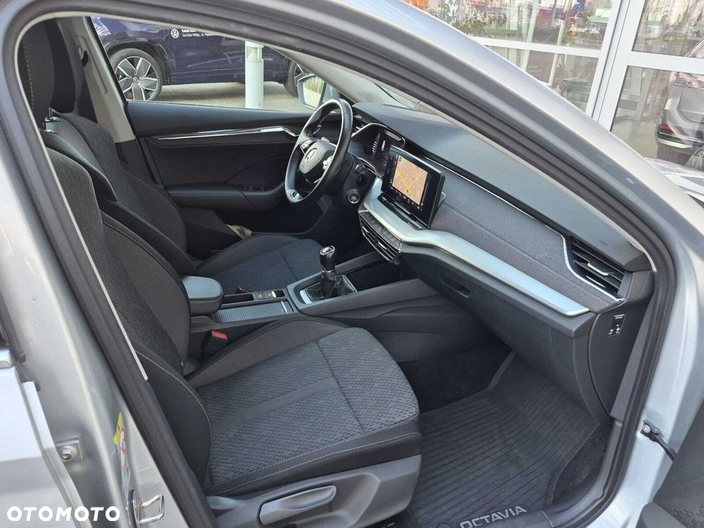 Skoda Octavia 1.5 TSI ACT Style - 8