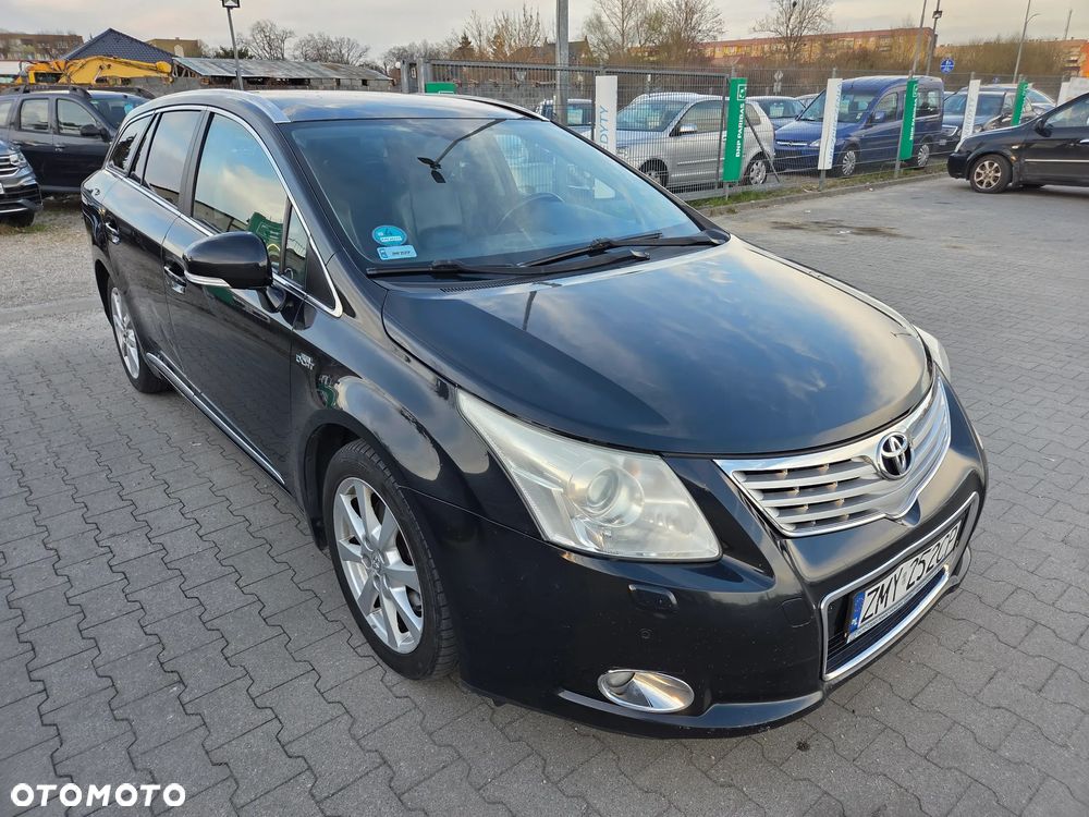 Toyota Avensis 2.2 D-4D Platinium - 30