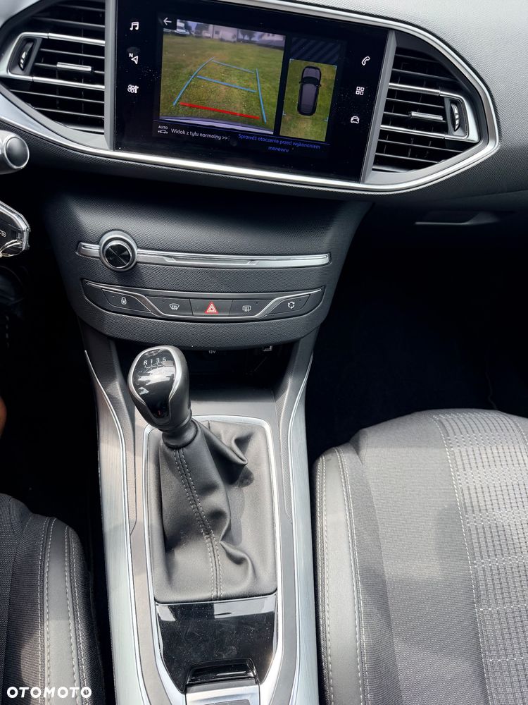 Peugeot 308 PureTech 130 Allure - 15