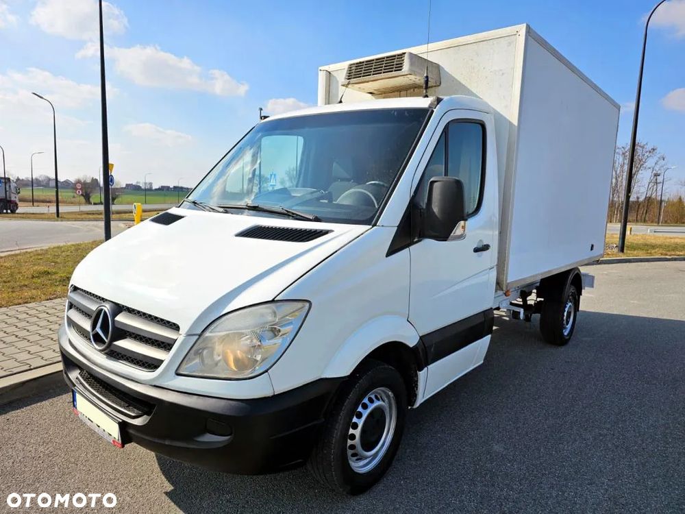 Mercedes-Benz Sprinter - 4