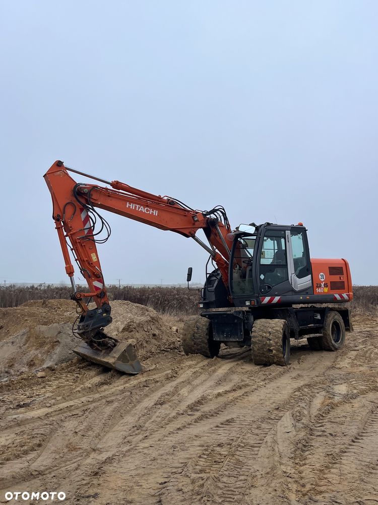 Hitachi ZAXIS140w - 1