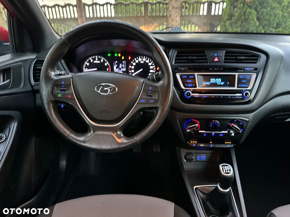 Hyundai i20 1.2 YES Plus - 31