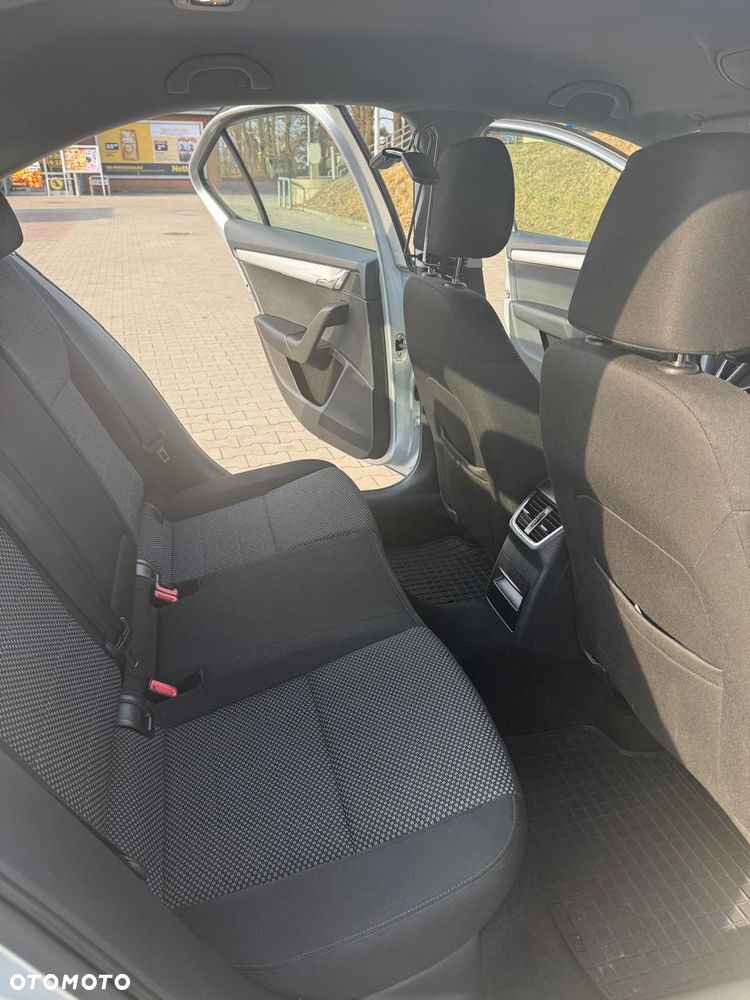 Skoda Octavia 2.0 TDI Drive - 24